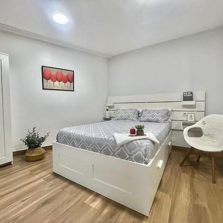 Apartamento Centrico Cerca De La Playa Bueu Bagian luar foto