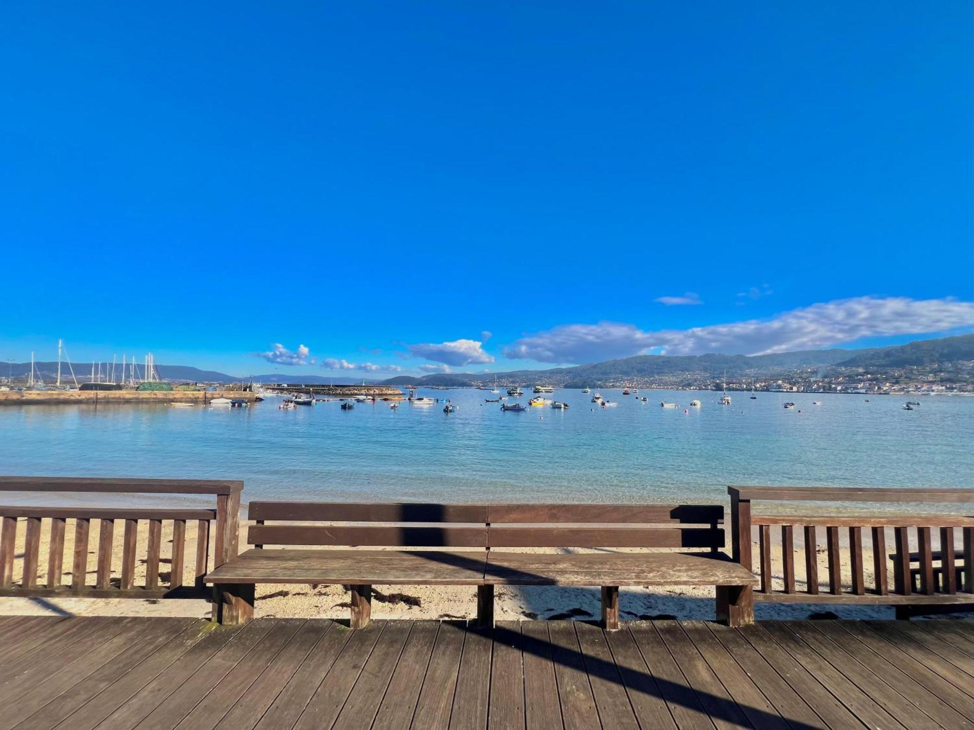Apartamento Centrico Cerca De La Playa Bueu Bagian luar foto