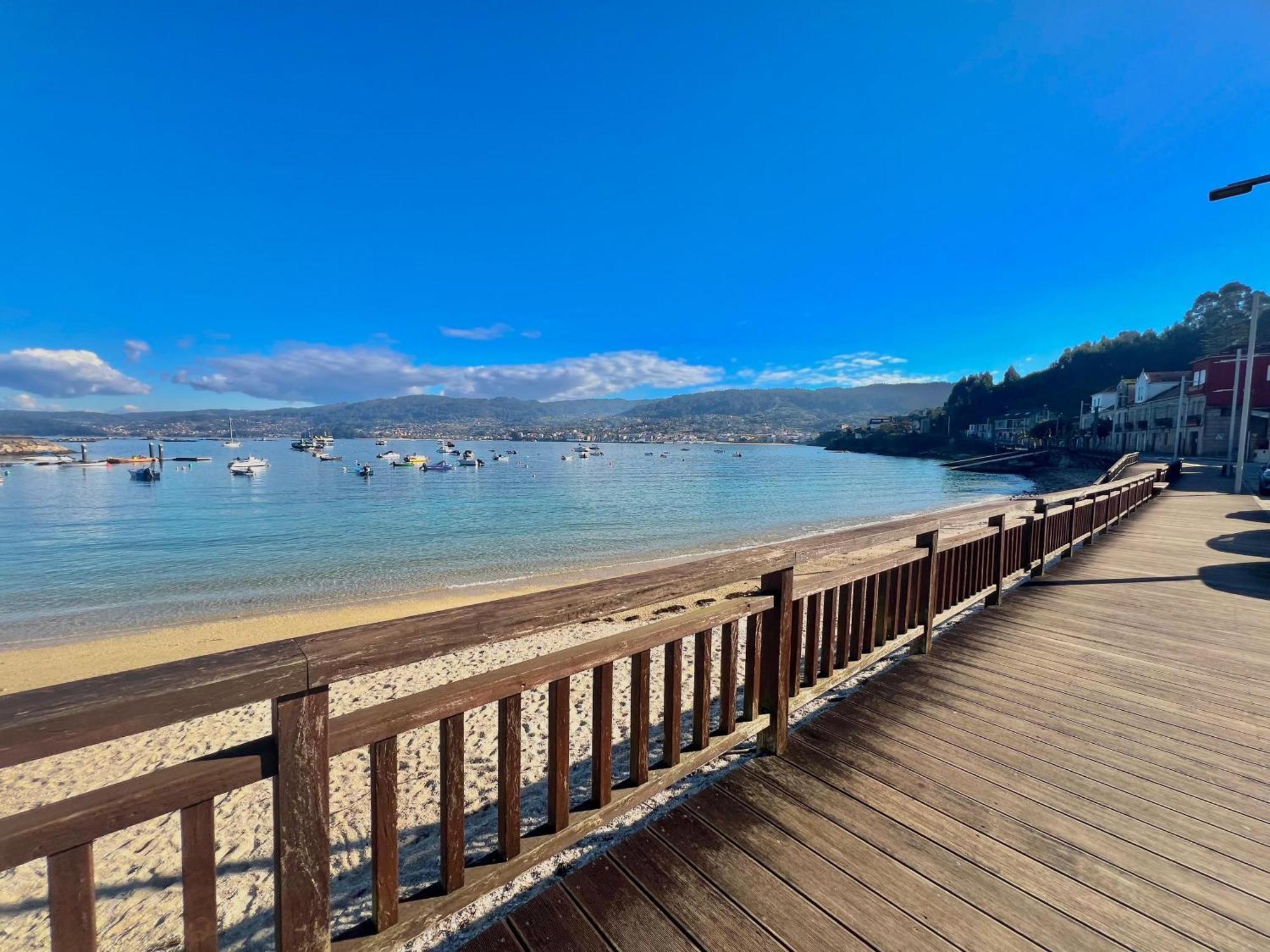 Apartamento Centrico Cerca De La Playa Bueu Bagian luar foto